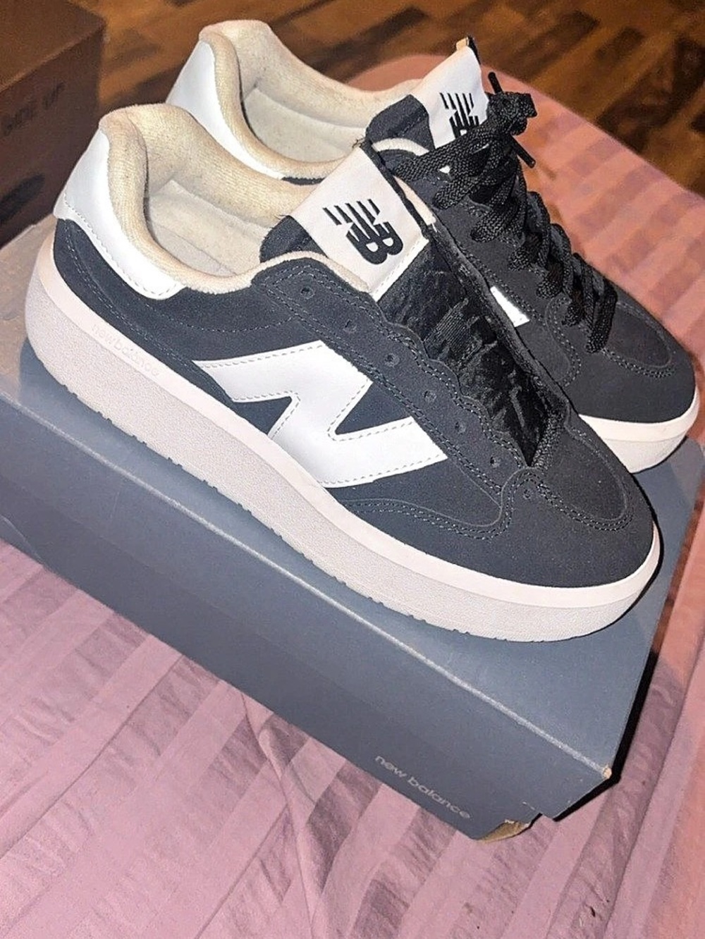 New Balance 550 Black & White Sneakers